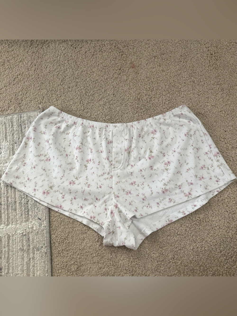 Florence by Mills White purple floral shorts